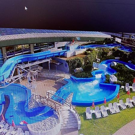 Penzion Rozkos Pruhonice Bagian luar foto