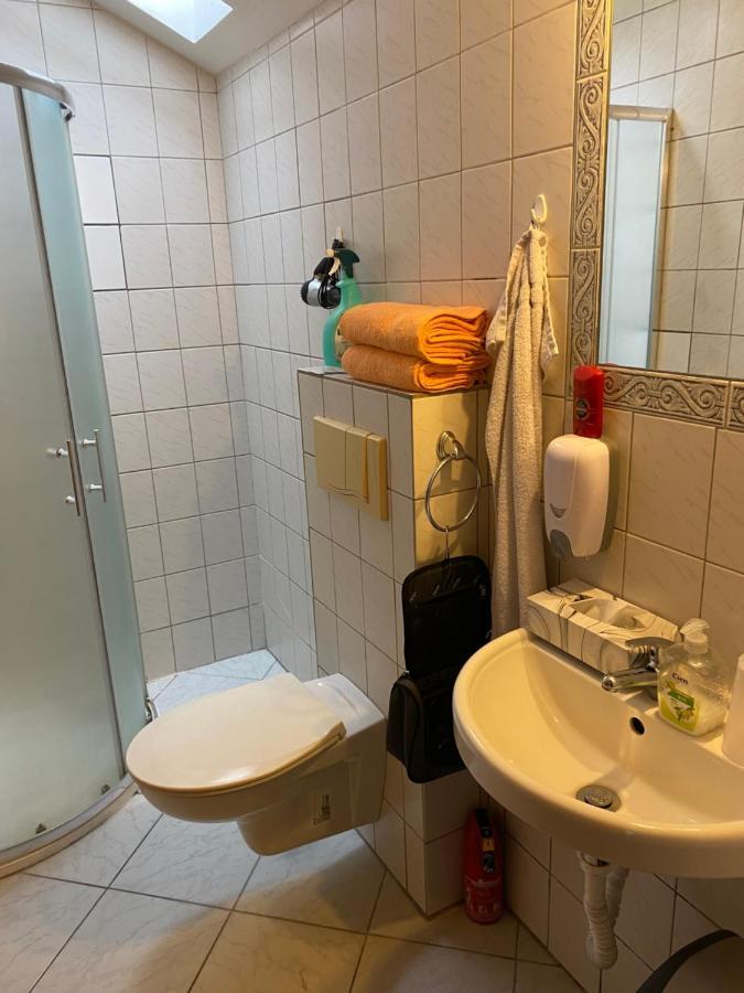 Penzion Rozkos Pruhonice Bagian luar foto