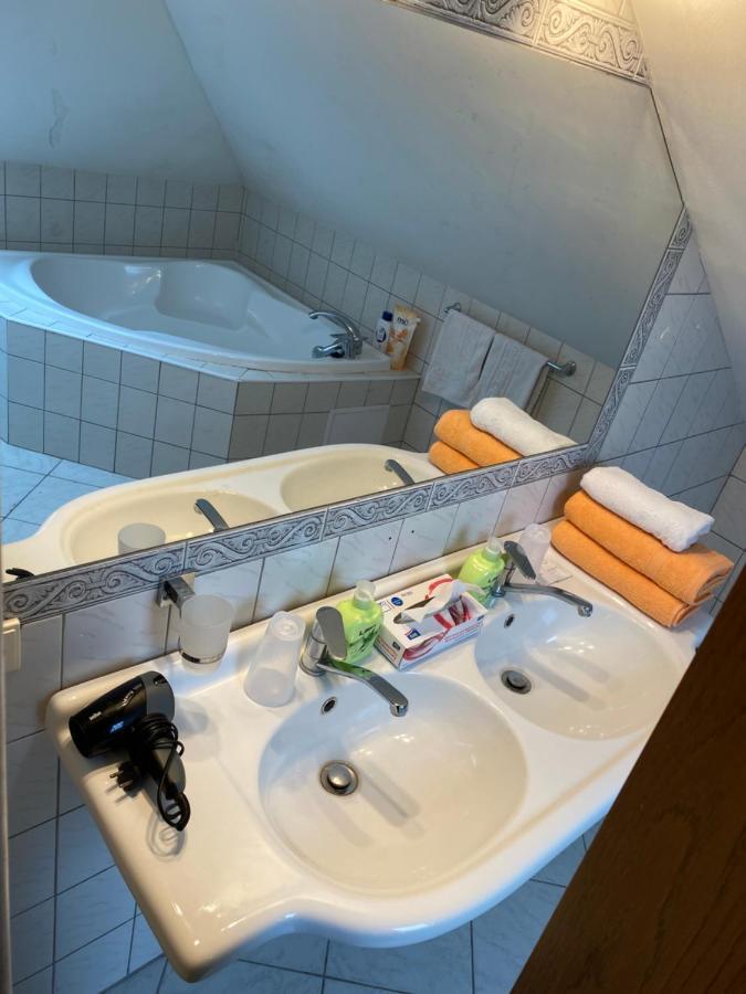 Penzion Rozkos Pruhonice Bagian luar foto